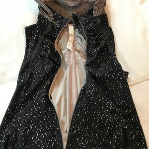 EUC Lululemon Go the Distance Vest